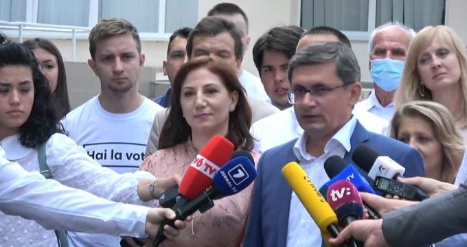 VIDEO. Igor Grosu a votat: Am început schimbarea în noiembrie şi haideţi să-i punem capăt astăzi