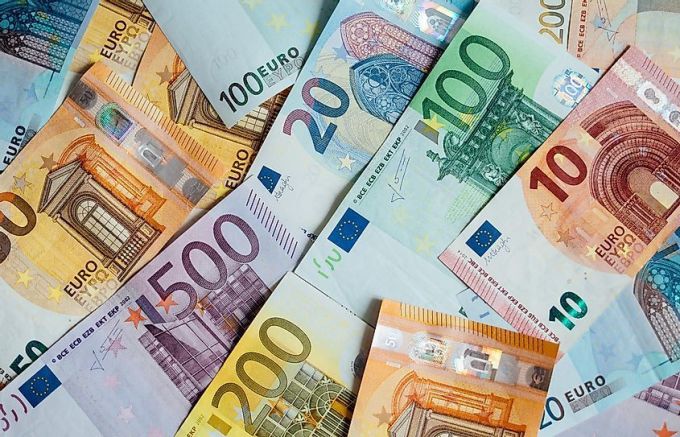 Românii vor în zona euro. 75% dintre cetăţeni sunt în favoarea introducerii monedei euro