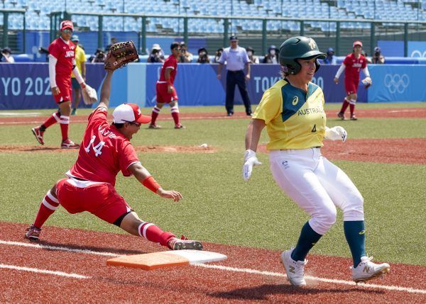 Jocurile Olimpice au început cu meciuri de softball pe arena Fukushima. Ceremonia oficială de deschidere va avea loc vineri