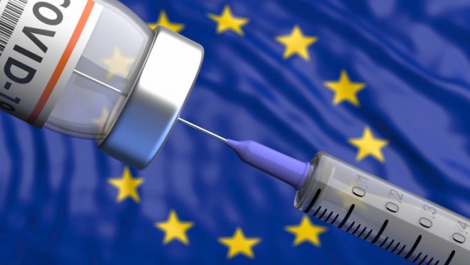 Mai mult de jumătate dintre adulţii din Uniunea Europeană au fost complet vaccinaţi anti Covid