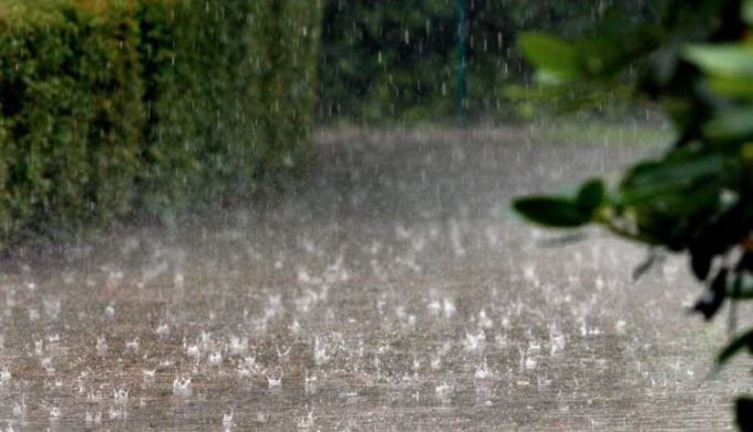Avertizare meteo: Cod Galben de ploi puternice, însoţite de grindină şi vijelie