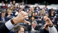 Parlamentul European solicită includerea corupţiei ca infracţiune sancţionabilă sub Regimul global de sancţiuni privind drepturile omului