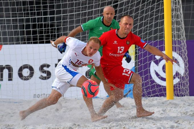 Selecţionata Republicii Moldova de fotbal pe plajă s-a calificat în finala Campionatului European