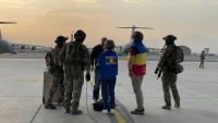Forţele Aeriene Române au evacuat un cetăţean român, angajat al NATO, din Afganistan. 16 români au solicitat sprijin pentru a fi evacuaţi de la Kabul