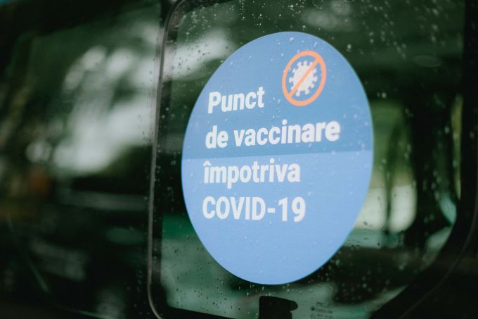 Poliţiştii de frontieră vor putea să se imunizeze anti-Covid-19 la locul de muncă. Au fost formate echipaje mobile de vaccinare