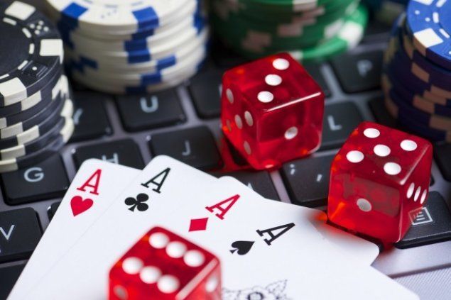 PAS propune interzicerea publicităţii asupra tuturor categoriilor de jocuri de noroc