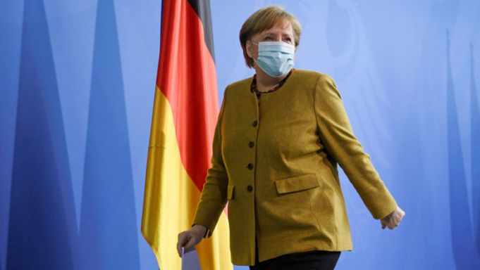 Angela Merkel, apel către germani: Vaccinaţi-vă! În Germania începe vaccinarea fără programare, în transportul public şi pe stadioane