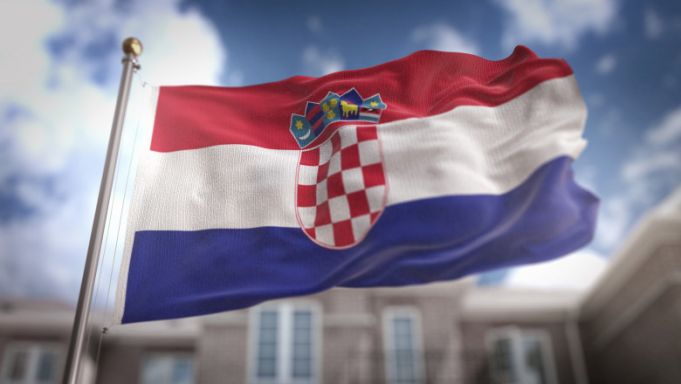 Croaţia ar putea adopta euro până în 2023