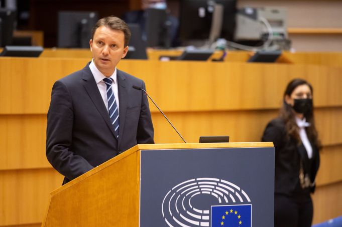 Europarlamentarul Siegfried Mureşan solicită Comisiei Europene măsuri de sprijin pentru cetăţenii vulnerabili în faţa tranziţiei spre o economie verde