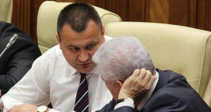 Parlamentul urmează să aprobe demisia depusă de Anatolie Zagorodnîi de la şefia ANSC