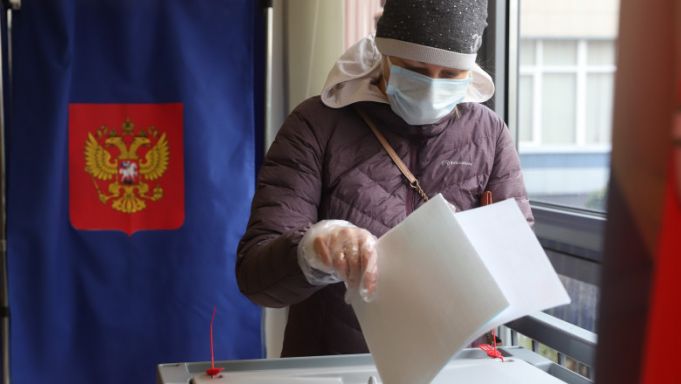 Comisia Europeană: Alegerile din Rusia s-au desfăşurat într-o „atmosferă de intimidare”
