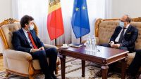Nicu Popescu, la întâlnirea cu ambasadorul României, Daniel Ioniţă: Am convenit să accelerăm implementarea proiectelor bilaterale în sectoare cheie