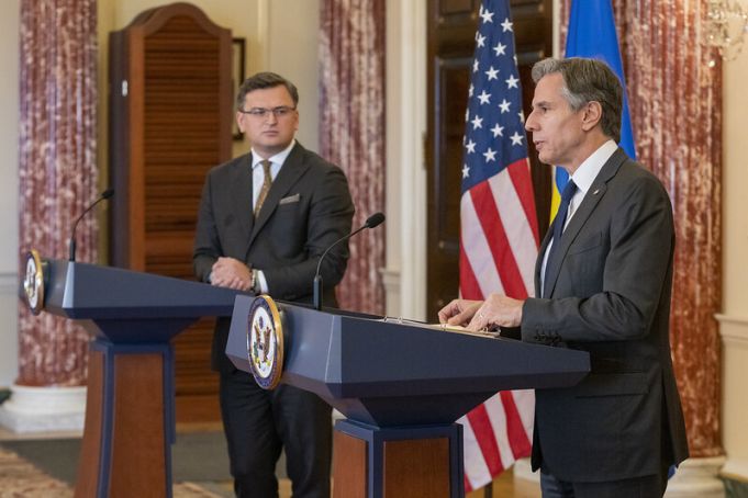 SUA sunt pregătite să consolideze „prezenţa NATO în statele aliate din prima linie şi să sporească asistenţa defensivă pentru Ucraina” dacă Rusia alege „calea unui nou conflict”