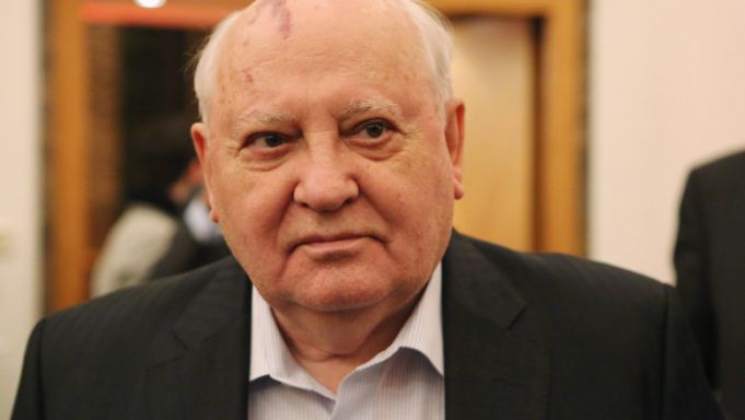 Ce spune traducătorul lui Gorbaciov despre controversa privind presupusele promisiuni ale SUA că NATO nu se va extinde în Est