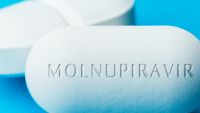 Agenţia Medicamentului şi Dispozitivelor Medicale a aprobat Molnupiravir pentru tratarea COVID-19