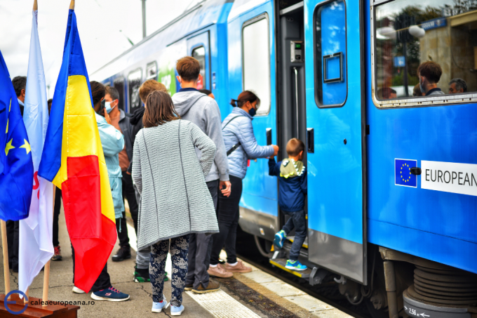 DiscoverEU: 2.343 de tineri din România vor călători gratuit în Europa, utilizând mijloace de transport sustenabile