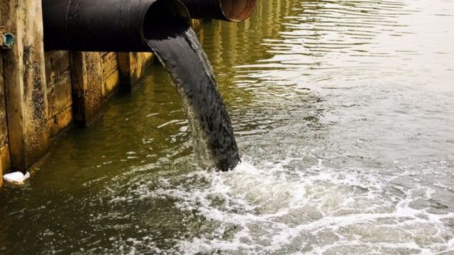 Laboratorul „Apă-Canal Chişinău”: Apele uzate care ajung la Staţia de epurare depăşesc concentraţiile maxime admisibile de poluanţi