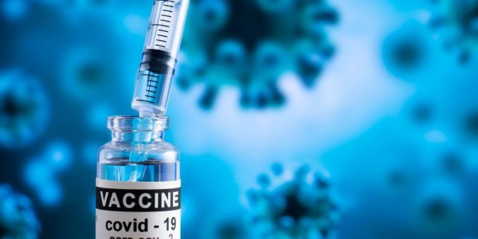 Vaccinarea anti COVID-19 devine obligatorie în Austria, de sâmbătă, pentru persoanele de peste 18 ani. Legea a fost promulgată