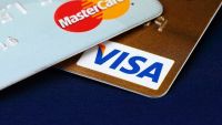 Mastercard şi Visa se alătură sancţiunilor occidentale şi blochează banii ruşilor