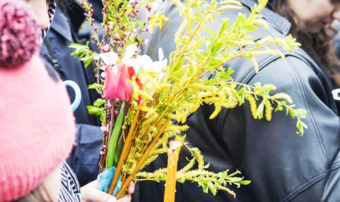 Creştinii ortodocşi sărbătoresc Duminica Floriilor