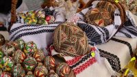 Târguri şi expoziţii tematice, festivaluri de cântece pascale, organizate la Chişinău. Programul evenimentelor cultural-artistice dedicate sărbătorilor de Paşti 