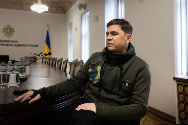 Şeful echipei de negocieri a Ucrainei, Mihail Podolyak: Războiul se poate încheia prin discuţii directe între Zelenski şi Putin