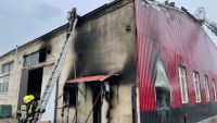 VIDEO. Incendiu în Chişinău la un depozit de reparaţie a autovehiculelor