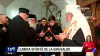 Creştinii ortodocşi sărbătoresc astăzi Învierea Domnului. Focul Haric a fost adus în Republica Moldova de Mitropolia Basarabiei