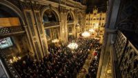 Slujbă rostită în şapte limbi la Catedrala Mitropolitană din Iaşi, în prima zi de Paşti, inclusiv în slavona bisericească pentru refugiaţii ucraineni