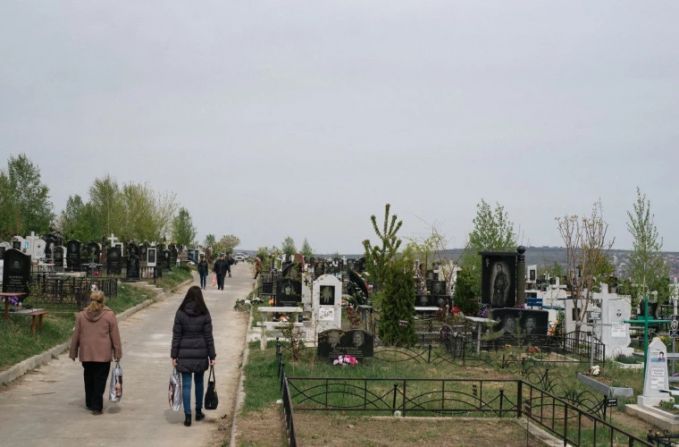 De Blajini, la intrarea în Cimitirul „Sfântul Lazăr" din Chişinău va fi permisă comercializarea produselor alimentare şi nealimentare