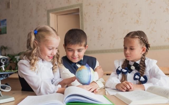 Circa 73% din locurile disponibile în clasa 1 în Chişinău au fost ocupate, anunţă Direcţia generală educaţie