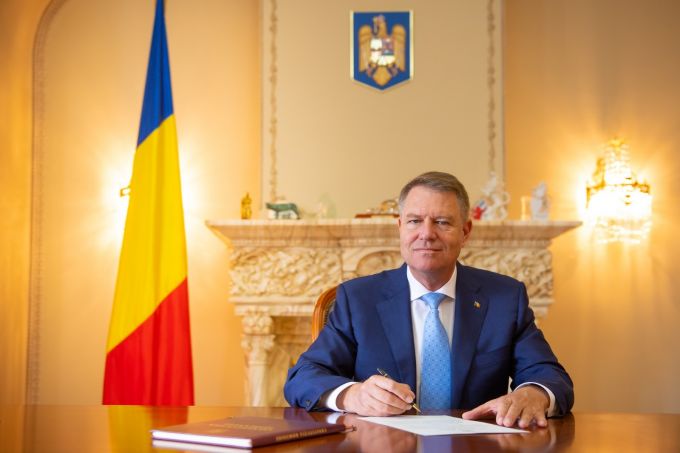 Klaus Iohannis a semnat decretul privind acordarea unui ajutor financiar în valoare de 100 de milioane de euro către R. Moldova