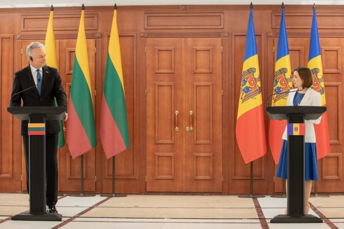 VIDEO. Preşedintele Republicii Lituania la Chişinău: "Este inacceptabil ceea ce se întâmpă în regiunea transnistreană, având în vedere că războiul deja are loc în Ucraina"